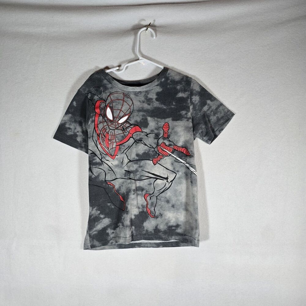Marvel Boys Youth Grey, White, RedSpider-Man Graphic T-Shirt Small 6/7